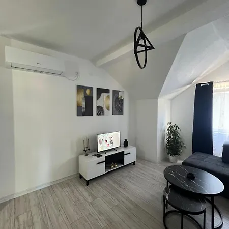 As Apartment *